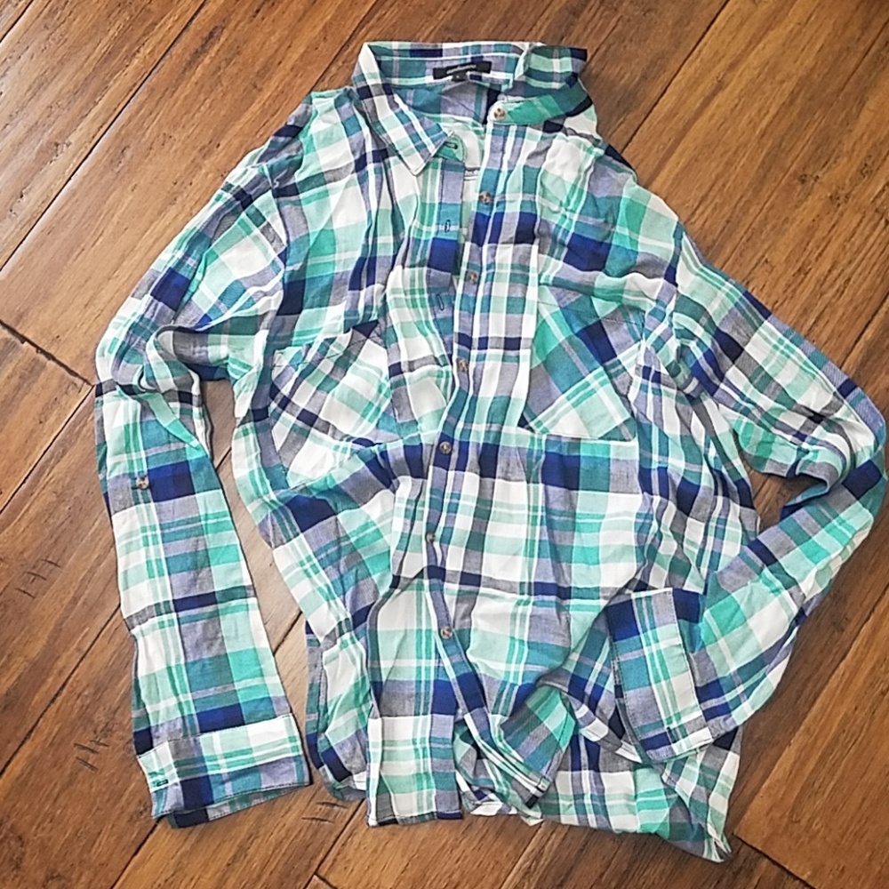 Never worn plaid button down shirt